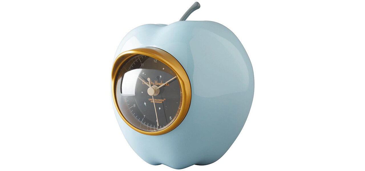 UNDERCOVERの「GILAPPLE CLOCK」がDOROTHY HENDRICKSとコラボレーション | MEDICOM TOY