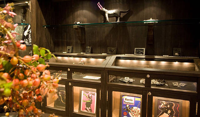 CHROME HEARTS│Joe Foti Art Exhibition「FLOOJIN STAMP ART