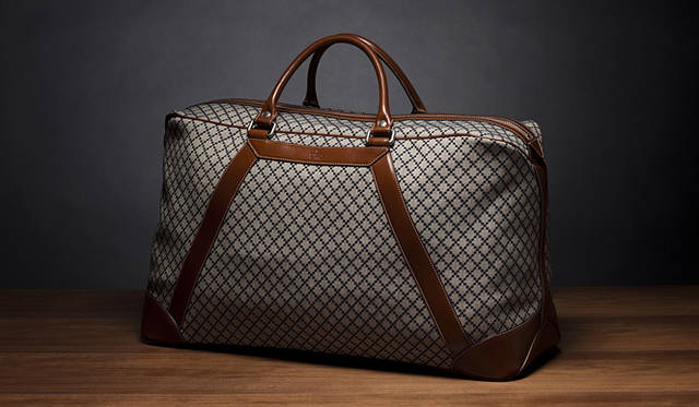 GUCCI グッチ ディアマンテ キャンバストートバッグ 1