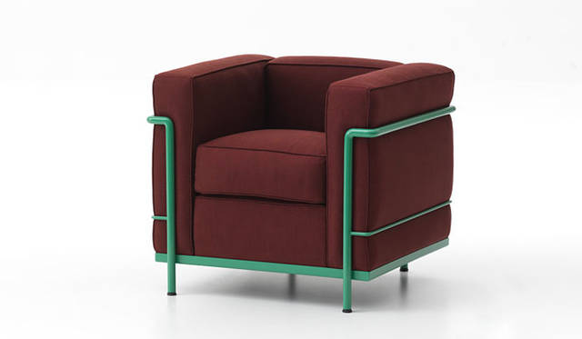 【本日のみの特価】LC2 ル・コルビュジエ 2P 名作家具 中古 IDC大塚家具 ル・コルビュジエ(Le Corbusier)デザイン