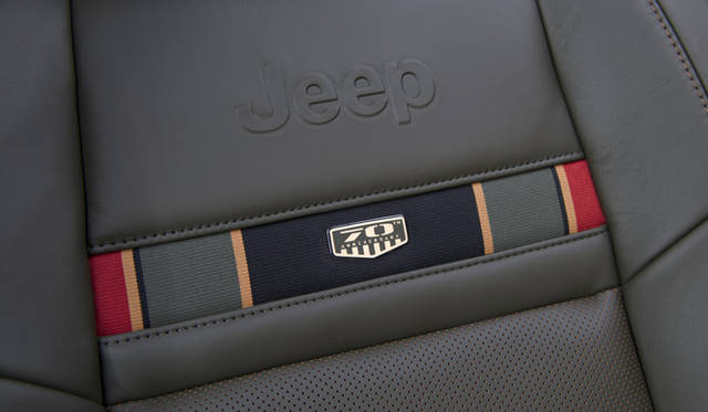 <strong>JEEP 70th Anniversary Edition｜ジープ 70th アニバーサリー エディション</strong>　チェロキー