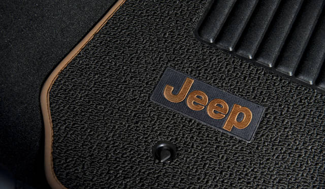 <strong>JEEP 70th Anniversary Edition｜ジープ 70th アニバーサリー エディション</strong>