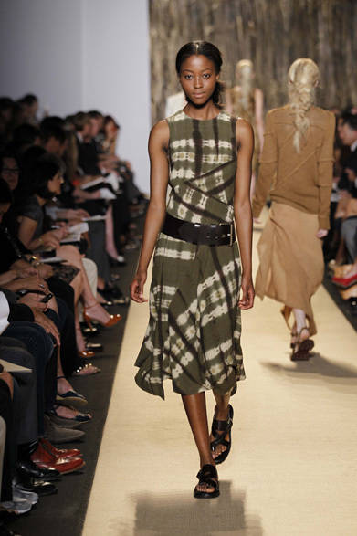18_19_michaelkors <strong>MICHAEL KORS|マイケル・コース</strong> 2012年春夏コレクション速報