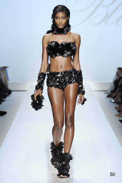 RO_050 <strong>Blumarine|ブルマリン</strong> 2012年春夏コレクション速報