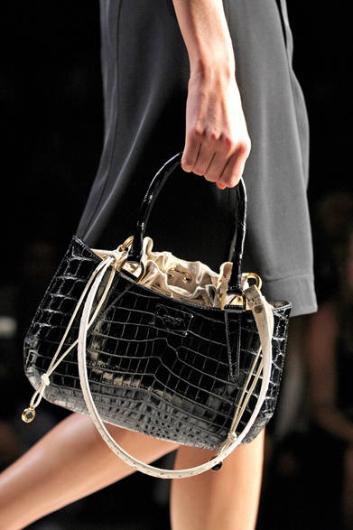 12_06b_fendi <strong>FENDI|フェンディ</strong> 2012年春夏コレクション速報