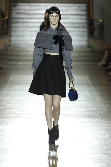 ミュウミュウMIU MIU　トップス　2012-13秋冬コレクションライン シーズンの枠と男女の垣根を超越！ 「ミュウミュウ」2022-23秋冬