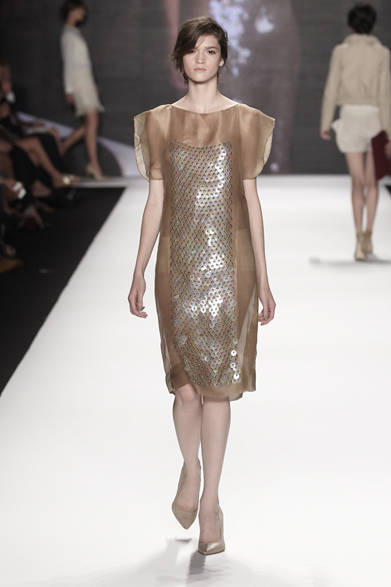 VIVIENNE TAM｜2012年春夏コレクション速報 - Web Magazine