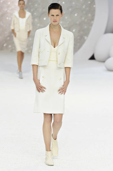 01_00010_chanel <strong>CHANEL|シャネル</strong> 2012年春夏コレクション速報 ©CHANEL