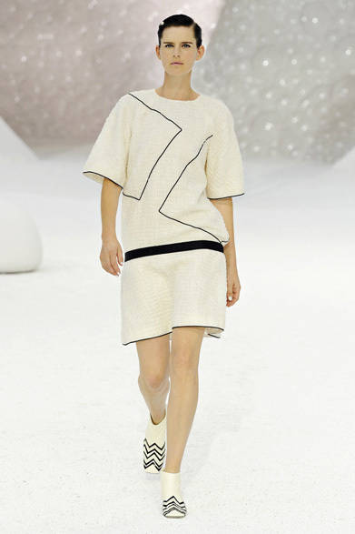 09_00090_chanel <strong>CHANEL|シャネル</strong> 2012年春夏コレクション速報 ©CHANEL