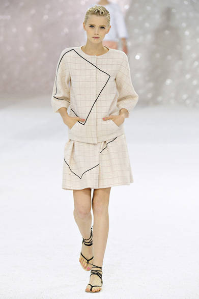 17_00170_chanel <strong>CHANEL|シャネル</strong> 2012年春夏コレクション速報 ©CHANEL