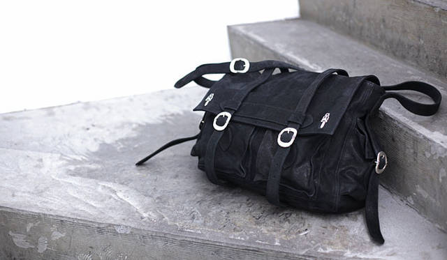CHROME HEARTS｜2011最新バッグ＆ファッショングッズが到着