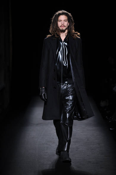 MAISON MARTIN MARGIELA｜メゾン マルタン マルジェラ - Web