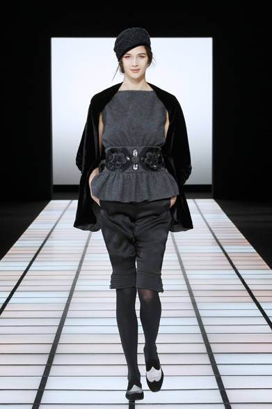 09 <strong>EMPORIO ARMANI|エンポリオ アルマーニ</strong> 2012-13年秋冬コレクション速報