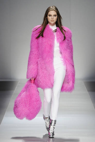 03_BLUMARINE_AI_12-13 <strong>Blumarine|ブルマリン</strong> 2012-13年秋冬コレクション速報