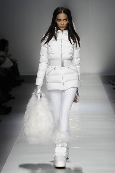 06_BLUMARINE_AI_12-13 <strong>Blumarine|ブルマリン</strong> 2012-13年秋冬コレクション速報