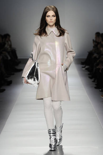 15_BLUMARINE_AI_12-13 <strong>Blumarine|ブルマリン</strong> 2012-13年秋冬コレクション速報