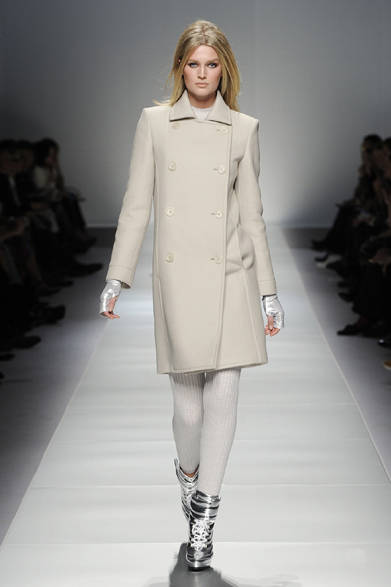 16_BLUMARINE_AI_12-13 <strong>Blumarine|ブルマリン</strong> 2012-13年秋冬コレクション速報