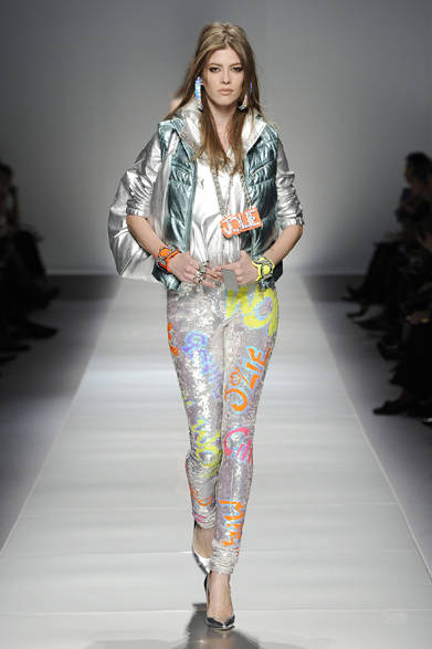 42_BLUMARINE_AI_12-13 <strong>Blumarine|ブルマリン</strong> 2012-13年秋冬コレクション速報