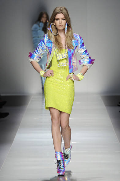 49_BLUMARINE_AI_12-13 <strong>Blumarine|ブルマリン</strong> 2012-13年秋冬コレクション速報