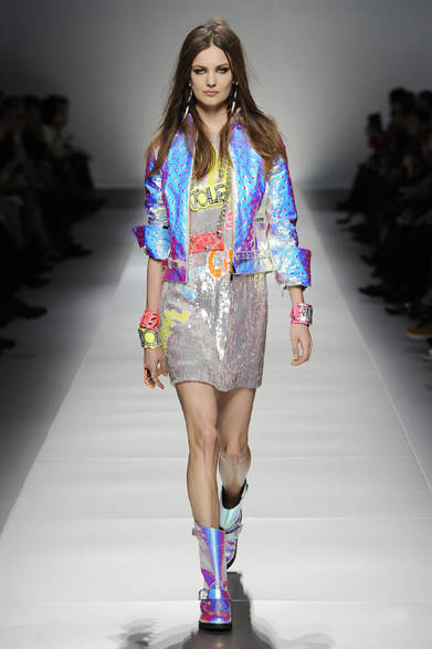 55_BLUMARINE_AI_12-13 <strong>Blumarine|ブルマリン</strong> 2012-13年秋冬コレクション速報