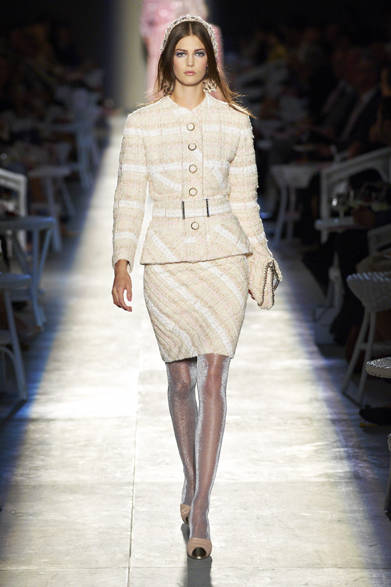 21_chanel <strong>CHANEL|シャネル</strong> 2012年秋冬オートクチュールコレクション © CHANEL