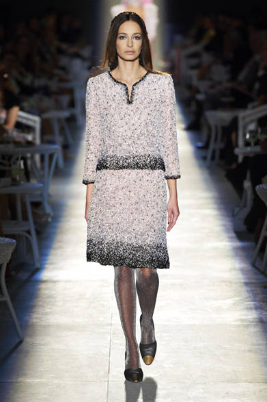 24_chanel <strong>CHANEL|シャネル</strong> 2012年秋冬オートクチュールコレクション © CHANEL
