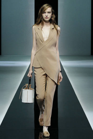 21_DA03W9J_emporio_armani 2013年春夏コレクション
