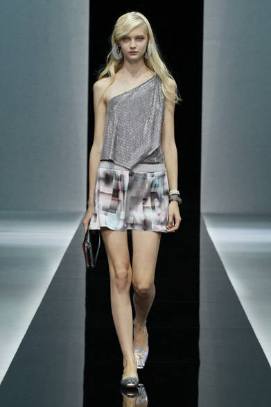 36_DA03W9Y_emporio_armani 2013年春夏コレクション