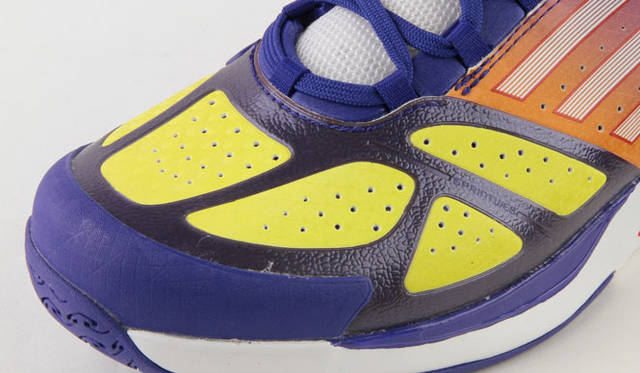 adidas｜錦織 圭選手の勝負靴「adizero feather II AC