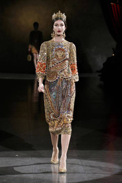 dolce_and_gabbana_01 <strong>DOLCE & GABBANA|ドルチェ&ガッバーナ</strong> <a href="/article/16845" class="link12lh15blue">2013年秋冬コレクション</a>