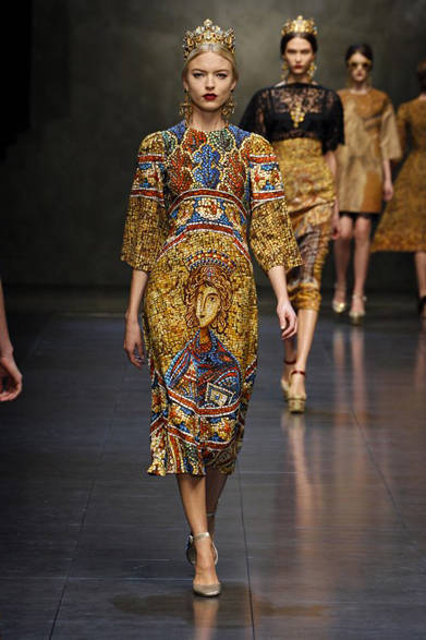 dolce_and_gabbana_10 <strong>DOLCE & GABBANA|ドルチェ&ガッバーナ</strong> <a href="/article/16845" class="link12lh15blue">2013年秋冬コレクション</a>