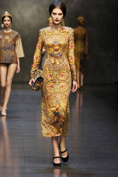 dolce_and_gabbana_13 <strong>DOLCE & GABBANA|ドルチェ&ガッバーナ</strong> <a href="/article/16845" class="link12lh15blue">2013年秋冬コレクション</a>