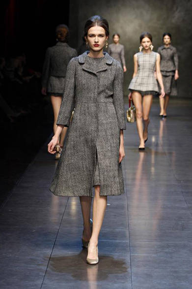 dolce_and_gabbana_21 <strong>DOLCE & GABBANA|ドルチェ&ガッバーナ</strong> <a href="/article/16845" class="link12lh15blue">2013年秋冬コレクション</a>