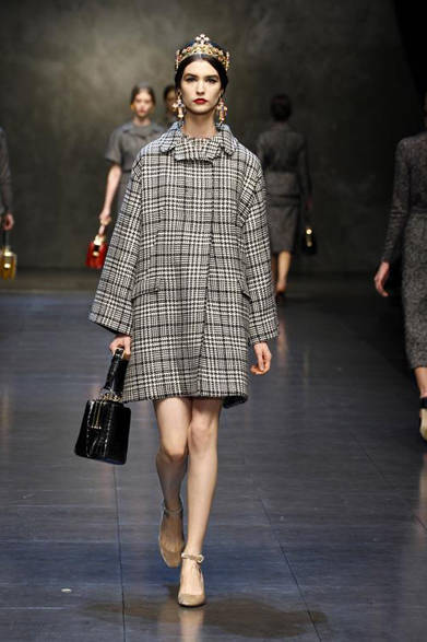 dolce_and_gabbana_27 <strong>DOLCE & GABBANA|ドルチェ&ガッバーナ</strong> <a href="/article/16845" class="link12lh15blue">2013年秋冬コレクション</a>