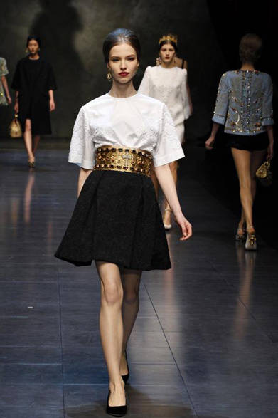 dolce_and_gabbana_41 <strong>DOLCE & GABBANA|ドルチェ&ガッバーナ</strong> <a href="/article/16845" class="link12lh15blue">2013年秋冬コレクション</a>