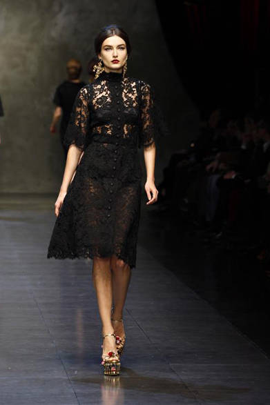 dolce_and_gabbana_45 <strong>DOLCE & GABBANA|ドルチェ&ガッバーナ</strong> <a href="/article/16845" class="link12lh15blue">2013年秋冬コレクション</a>