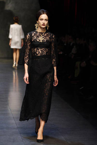 dolce_and_gabbana_49 <strong>DOLCE & GABBANA|ドルチェ&ガッバーナ</strong> <a href="/article/16845" class="link12lh15blue">2013年秋冬コレクション</a>