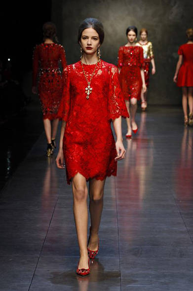 dolce_and_gabbana_60 <strong>DOLCE & GABBANA|ドルチェ&ガッバーナ</strong> <a href="/article/16845" class="link12lh15blue">2013年秋冬コレクション</a>