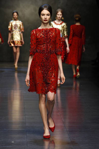 dolce_and_gabbana_61 <strong>DOLCE & GABBANA|ドルチェ&ガッバーナ</strong> <a href="/article/16845" class="link12lh15blue">2013年秋冬コレクション</a>