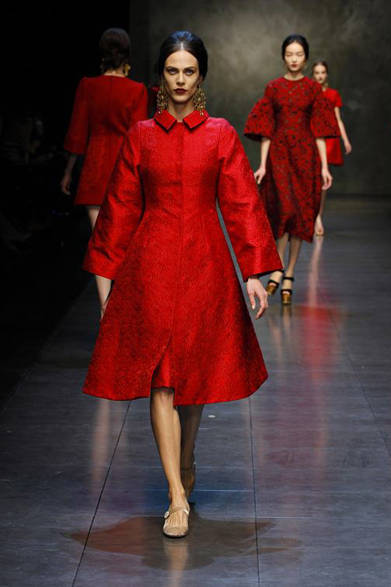 dolce_and_gabbana_62 <strong>DOLCE & GABBANA|ドルチェ&ガッバーナ</strong> <a href="/article/16845" class="link12lh15blue">2013年秋冬コレクション</a>