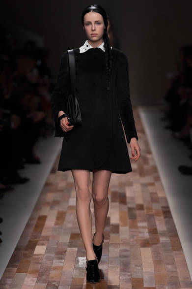 valentino_04 <strong>VALENTINO|ヴァレンティノ</strong> <a href="/article/16845
" class="link12lh15blue">2013年秋冬コレクション</a>