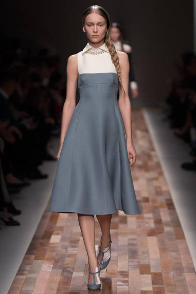 valentino_25 <strong>VALENTINO|ヴァレンティノ</strong> <a href="/article/16845
" class="link12lh15blue">2013年秋冬コレクション</a>