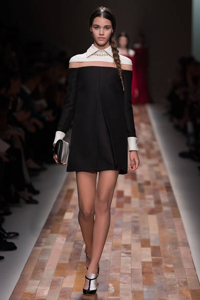 valentino_26 <strong>VALENTINO|ヴァレンティノ</strong> <a href="/article/16845
" class="link12lh15blue">2013年秋冬コレクション</a>