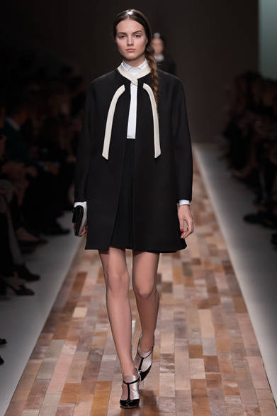 valentino_31 <strong>VALENTINO|ヴァレンティノ</strong> <a href="/article/16845
" class="link12lh15blue">2013年秋冬コレクション</a>