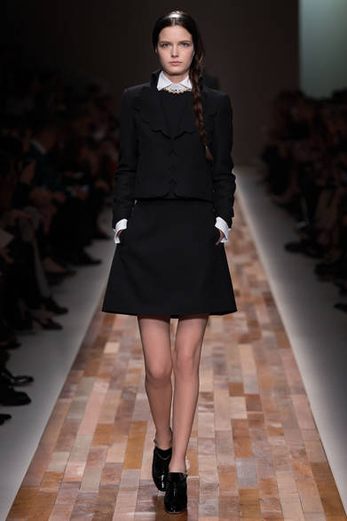 valentino_32 <strong>VALENTINO|ヴァレンティノ</strong> <a href="/article/16845
" class="link12lh15blue">2013年秋冬コレクション</a>