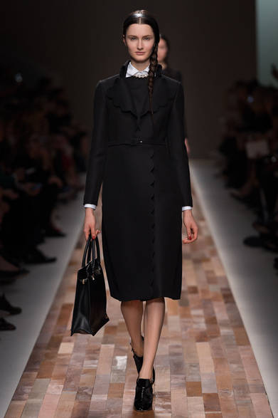 valentino_33 <strong>VALENTINO|ヴァレンティノ</strong> <a href="/article/16845
" class="link12lh15blue">2013年秋冬コレクション</a>