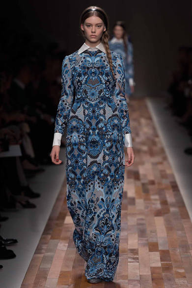 valentino_45 <strong>VALENTINO|ヴァレンティノ</strong> <a href="/article/16845
" class="link12lh15blue">2013年秋冬コレクション</a>