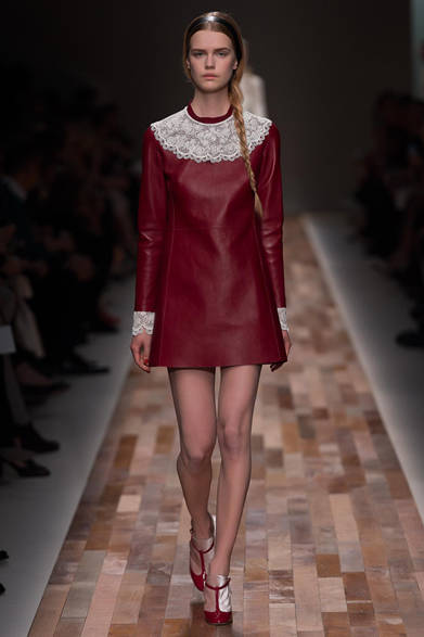valentino_48 <strong>VALENTINO|ヴァレンティノ</strong> <a href="/article/16845
" class="link12lh15blue">2013年秋冬コレクション</a>