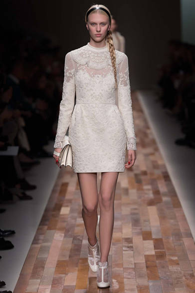 valentino_49 <strong>VALENTINO|ヴァレンティノ</strong> <a href="/article/16845
" class="link12lh15blue">2013年秋冬コレクション</a>