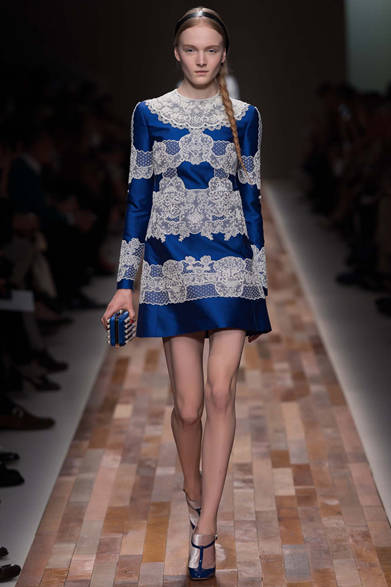 valentino_52 <strong>VALENTINO|ヴァレンティノ</strong> <a href="/article/16845
" class="link12lh15blue">2013年秋冬コレクション</a>